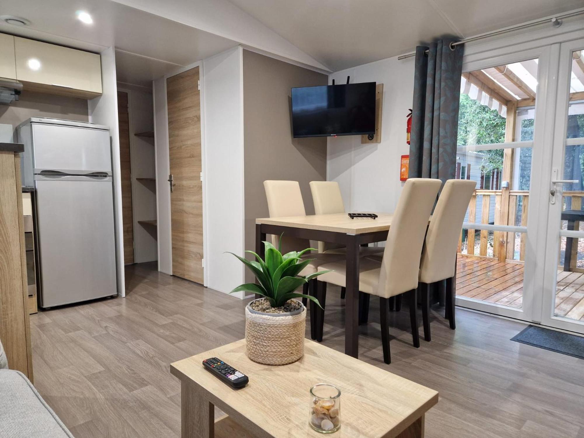 Mobil Home Tout Confort 3 Chambres Camping Les Pierres Couchees Saint-Brévin-les-Pins Exterior foto